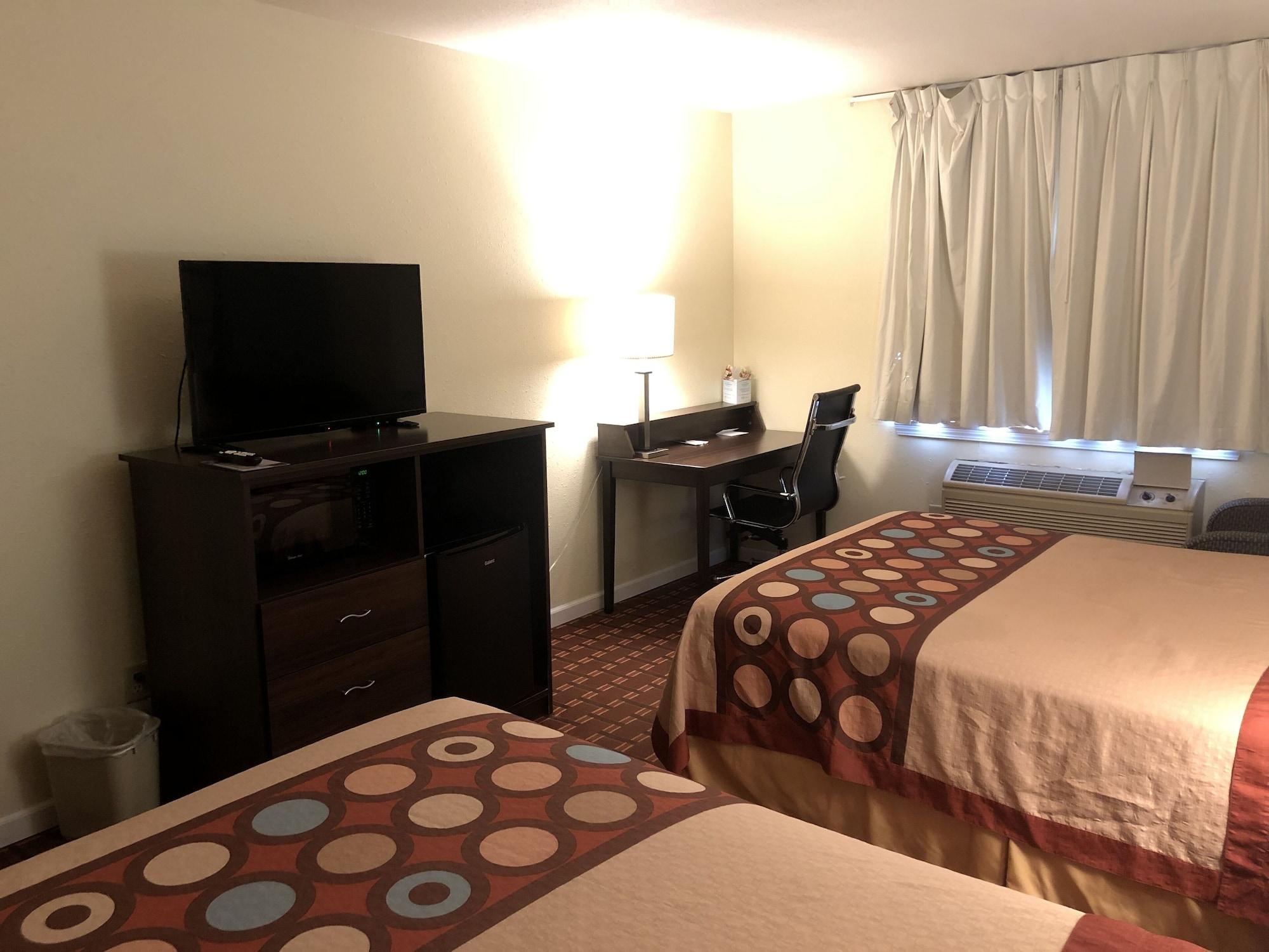 Super 8 By Wyndham Plover Stevens Point Area Εξωτερικό φωτογραφία