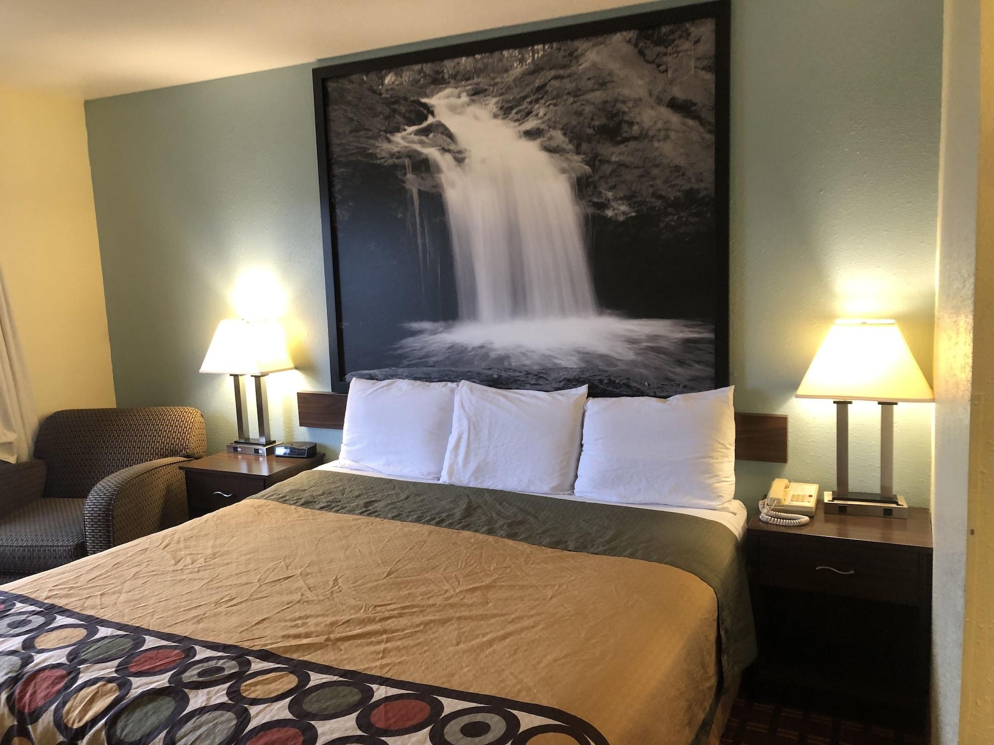 Super 8 By Wyndham Plover Stevens Point Area Εξωτερικό φωτογραφία