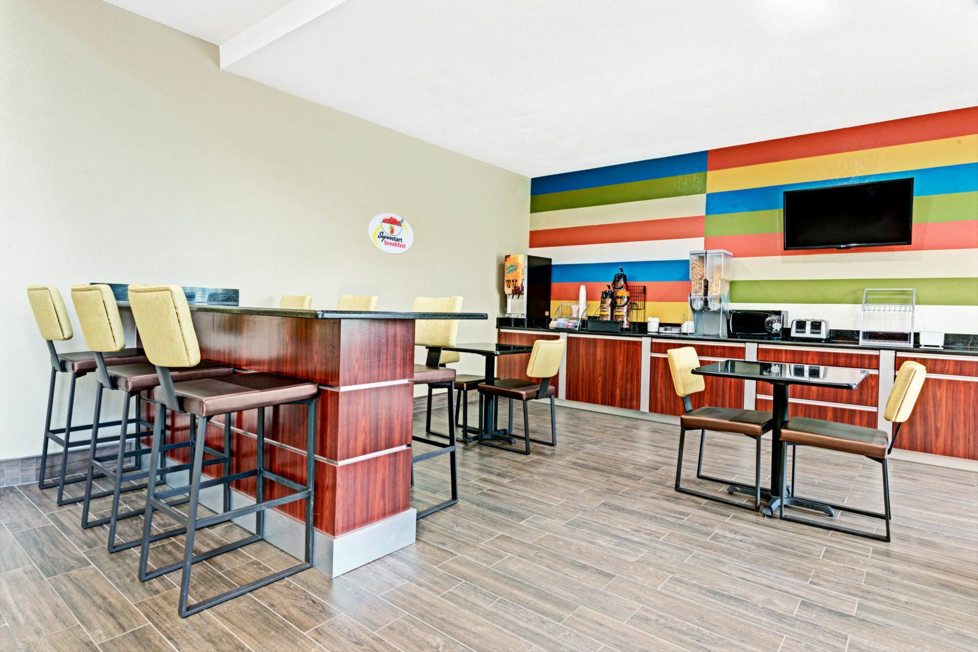 Super 8 By Wyndham Plover Stevens Point Area Εξωτερικό φωτογραφία